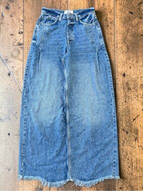 We The Free Free People Old West Slouchy High Rise Wide Leg Jeans Size 26 Frayed